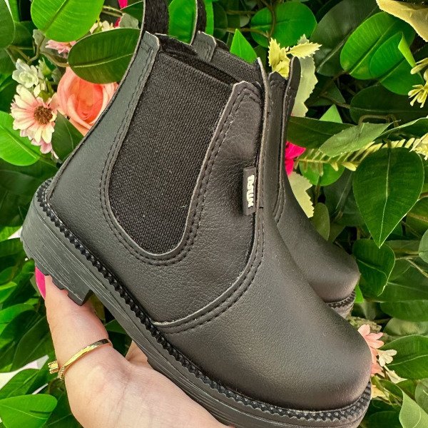 Bota Nilqi Masculina Preto