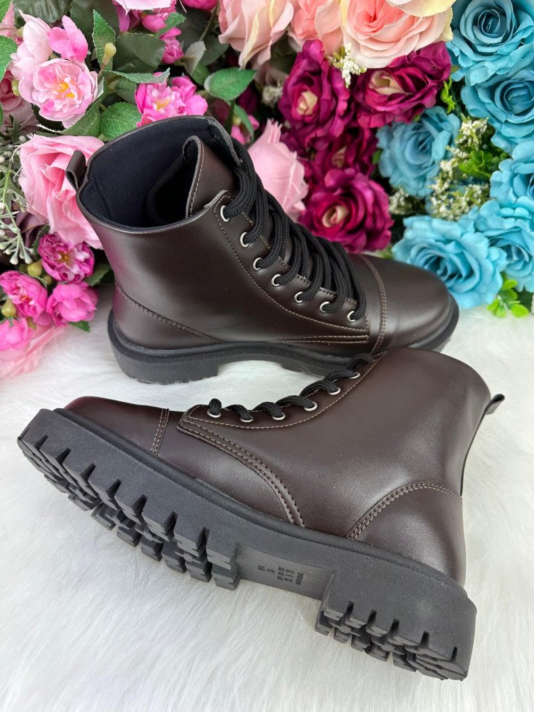 Bota/Coturno Ousadia Cafe Adulta